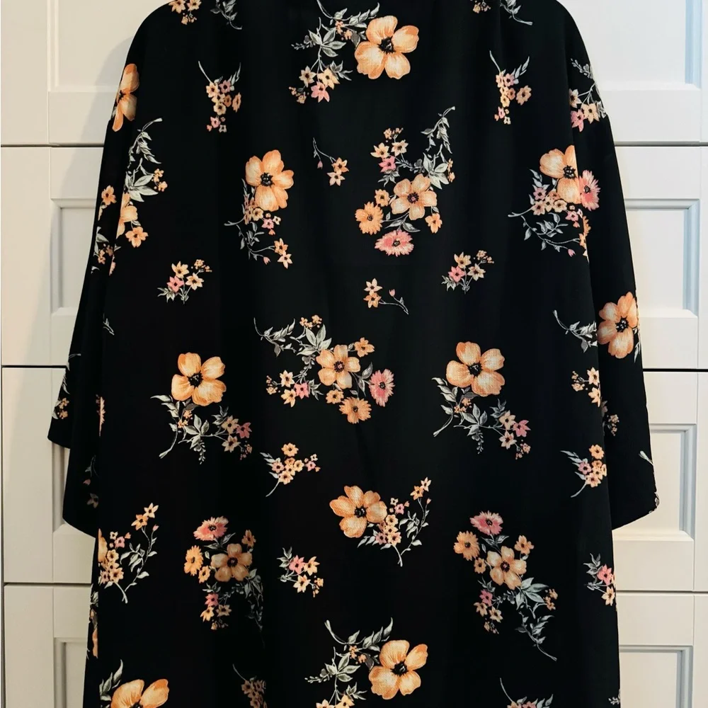 H&M Divided Black Floral Kimono Open Style Blouse - Picture 3 of 3